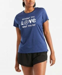 Cheap 💯 Life Is Good® Darkest Blue 'Do What You Love' Logo Crewneck Active Tee - 👩 Women 🔔