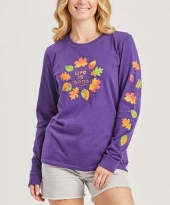 Deals 🧨 Life Is Good® Deep Purple Autumn Circle Long-Sleeve Crewneck Tee - 👩 Women 😀