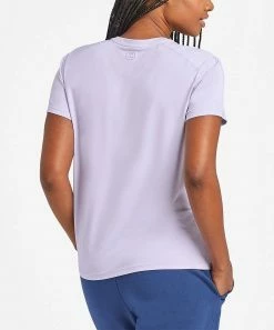 Flash Sale 👏 Life Is Good® Lilac Purple Cationic Active Stack Crewneck Tee - 👩 Women ✔️ -Life Is Good®-shop zu107090606 alt 3 tm1658318919