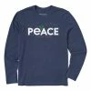Outlet 🧨 Life Is Good® Darkest Blue 'Peace' Mistletoe Crusher Long-Sleeve Tee - Men ✔️
