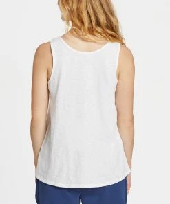 Flash Sale 😀 Life Is Good® Cloud White Textured 'Take It Slow' Tie-Dye Turtle Tank - 👩 Women & Plus ✨ 5 Flash Sale 😀 Life Is Good® Cloud White Textured 'Take It Slow' Tie-Dye Turtle Tank - 👩 Women & Plus ✨ -Life Is Good®-shop zu107096881 alt 2 tm1658247142