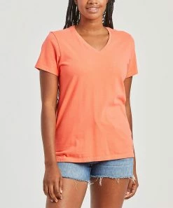 Promo ✨ Life Is Good® Mango Orange 'Love' Animal Heart Crusher-Lite Crewneck Tee - 👩 Women 💯 5 Promo ✨ Life Is Good® Mango Orange 'Love' Animal Heart Crusher-Lite Crewneck Tee - 👩 Women 💯 -Life Is Good®-shop zu107096900 alt 2 tm1658318634