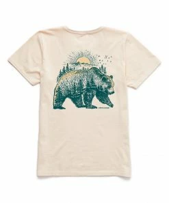 Best Pirce 👍 Life Is Good® Putty White 'Life Is Good' Bearscape Crusher Crewneck Tee - 👩 Women & Plus 🎁 -Life Is Good®-shop zu107097472 alt 3 tm1658247142