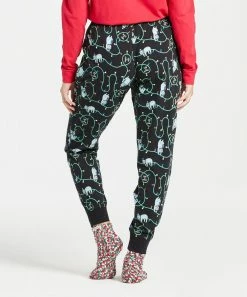 Top 10 🛒 Life Is Good® Jet Black 'Chill Out' Sloth Snuggle Up Pajama Joggers - 👩 Women 🔔 -Life Is Good®-shop zu107964528 alt 2 tm1660328313