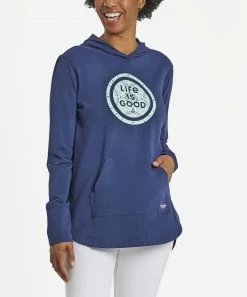 Budget 🤩 Life Is Good® Darkest Blue Garden 'Life Is Good' Coin Hi-Low Hoodie - 👩 Women 👍 -Life Is Good®-shop zu109088387 alt 4 tm1663958465